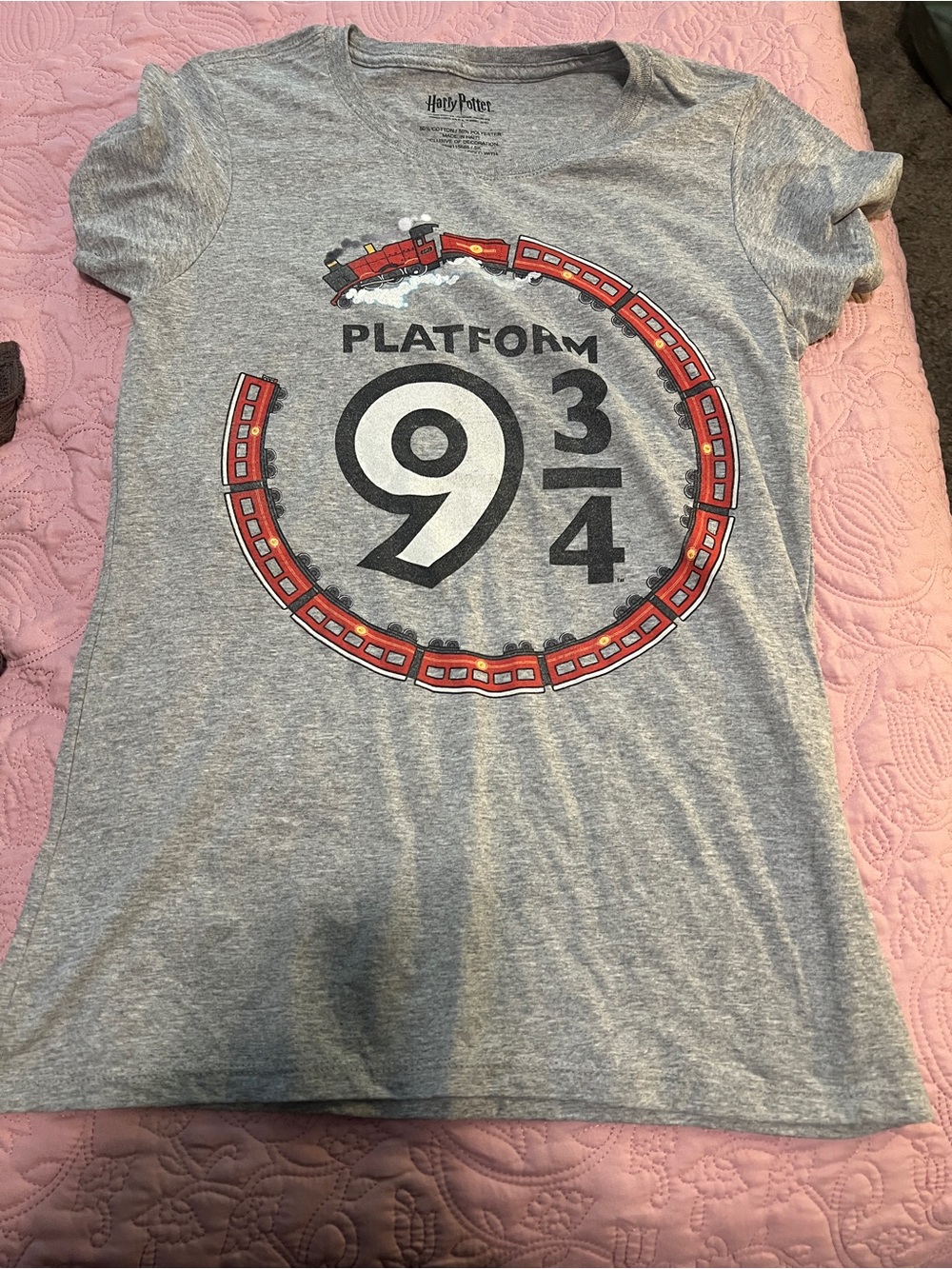 Harry potter Gray 'Platform 9 3/4' Hogwarts express Graphic Tee